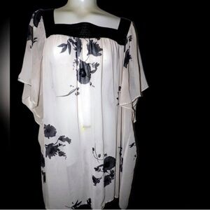 Gorgeous Shear Blouse with black roses